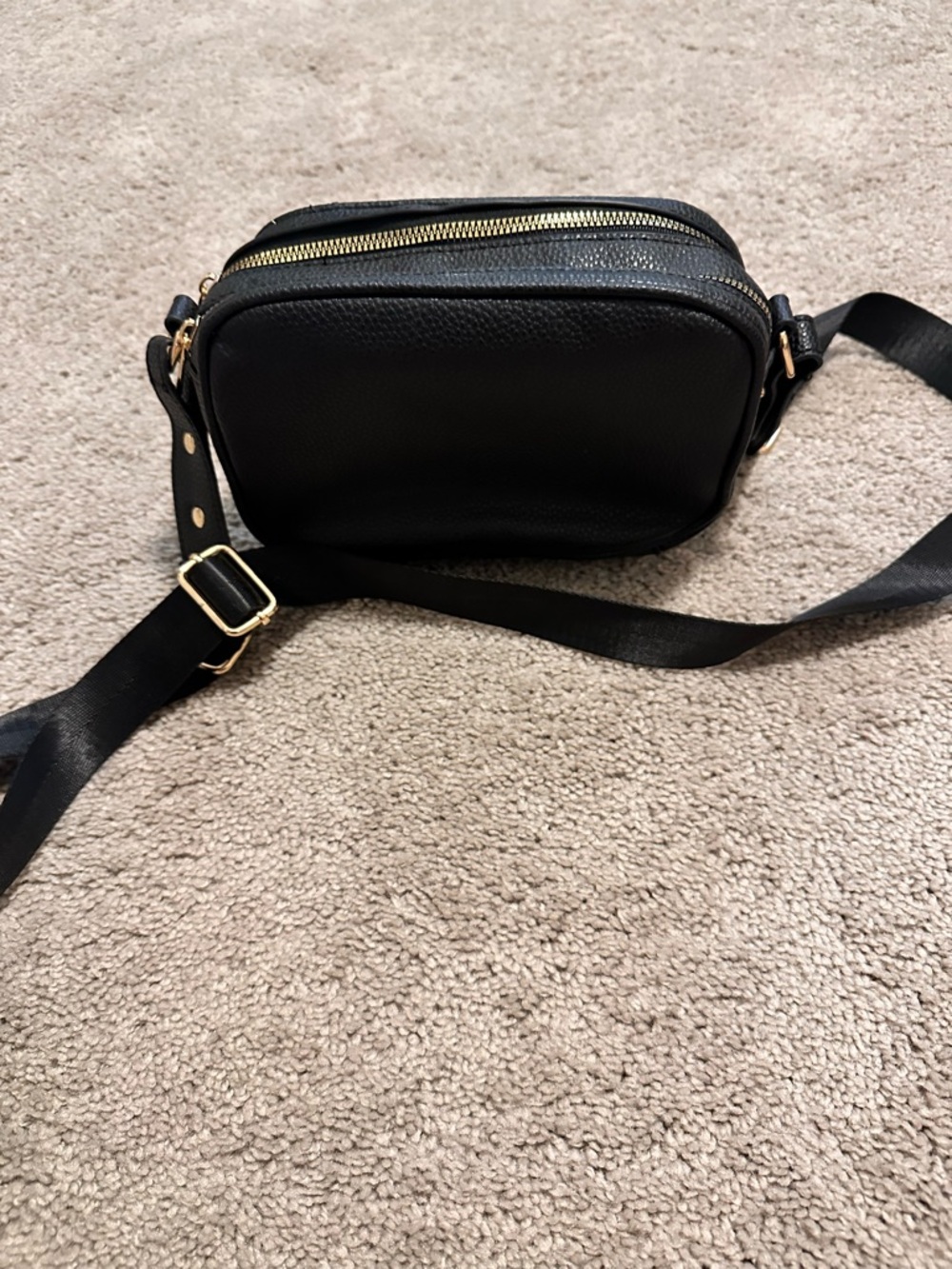 Lily & Ivy Crossbody